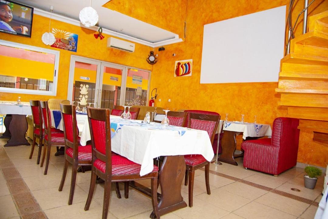 Cypa Hotel Abidjan Kültér fotó