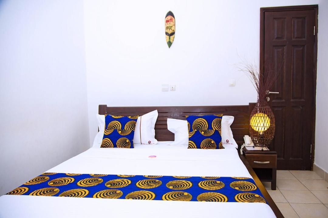 Cypa Hotel Abidjan Kültér fotó
