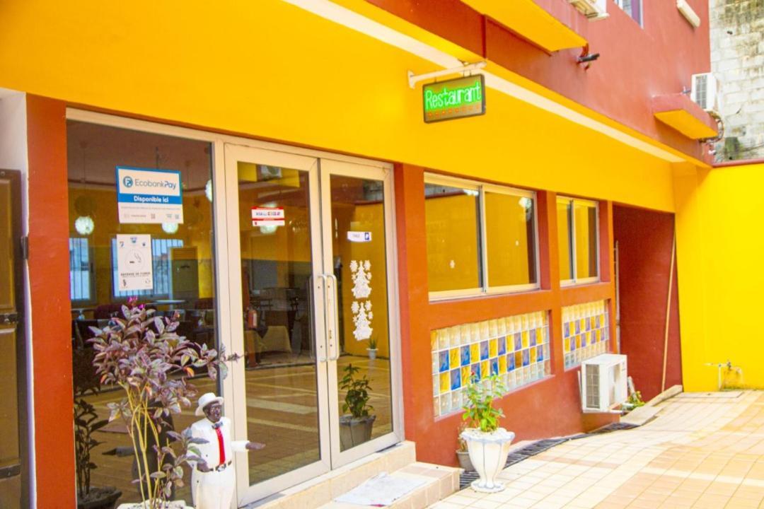 Cypa Hotel Abidjan Kültér fotó