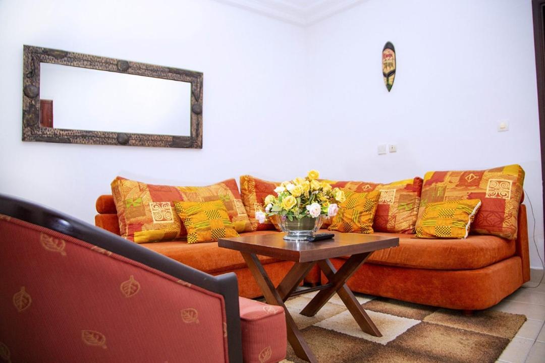 Cypa Hotel Abidjan Kültér fotó