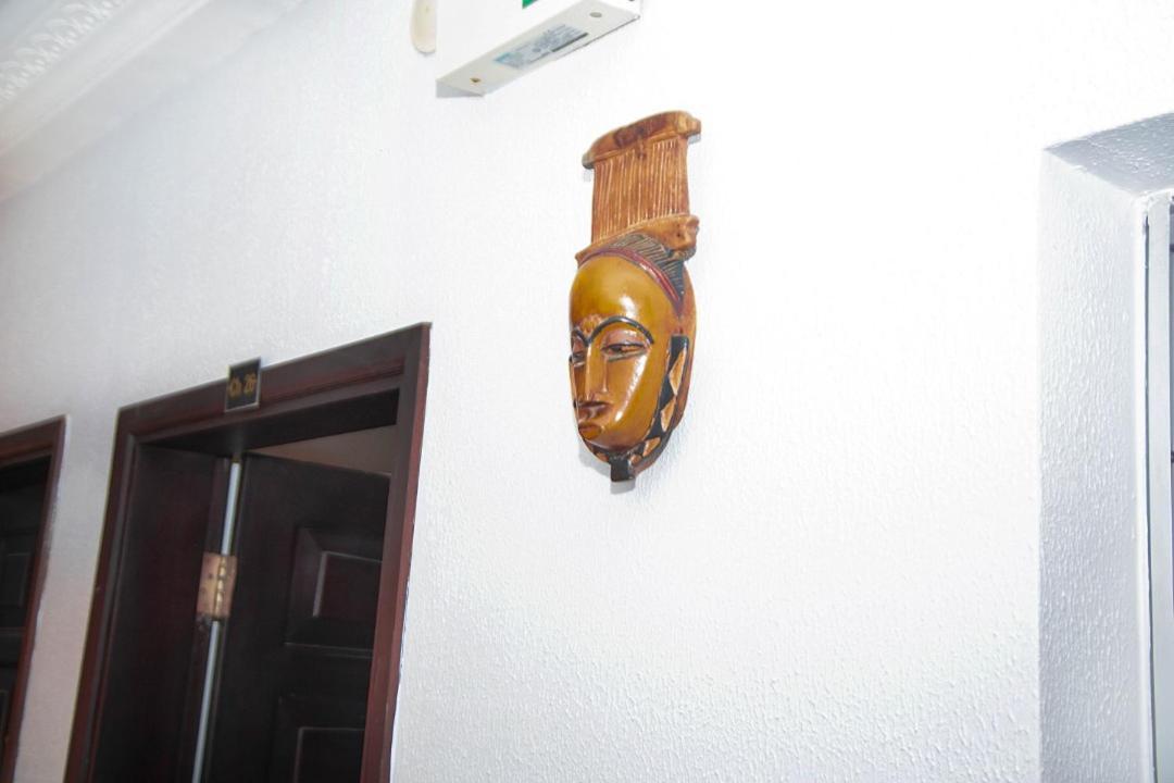 Cypa Hotel Abidjan Kültér fotó