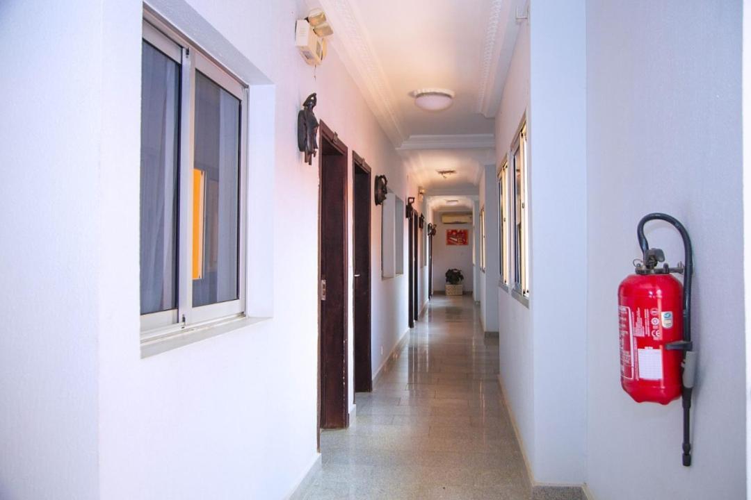 Cypa Hotel Abidjan Kültér fotó