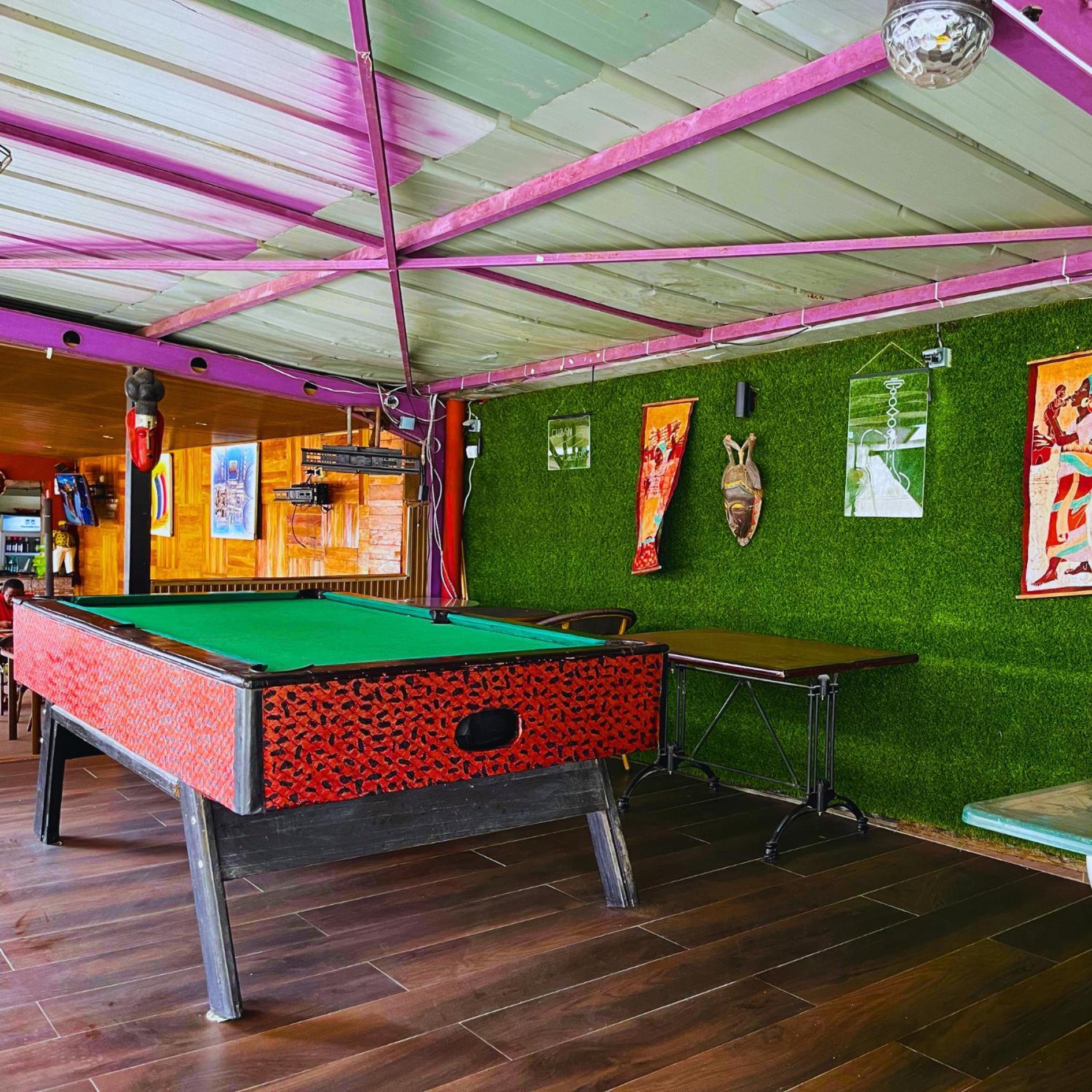 Cypa Hotel Abidjan Kültér fotó